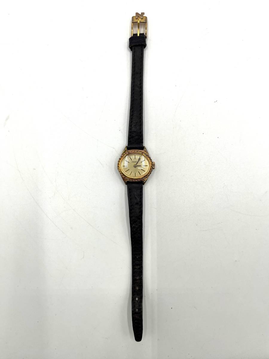 【電池切れ】NINA RICCI ニナリッチ クォーツ 腕時計 ゴールド文字盤 オーバル 横 レザーベルト レディースの画像3