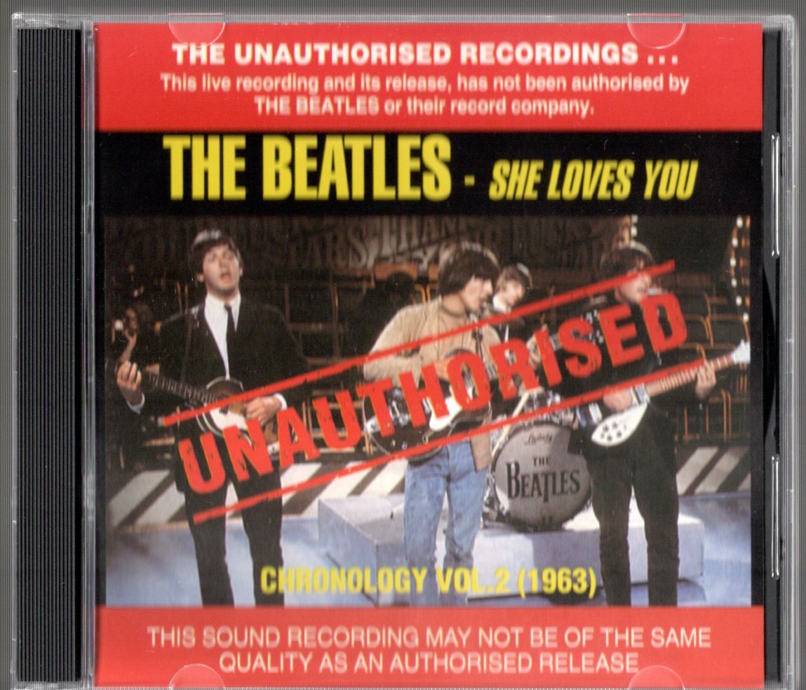 CD【SHE LOVES YOU (Australia 1994年製）】Beatles ビートルズ_画像1