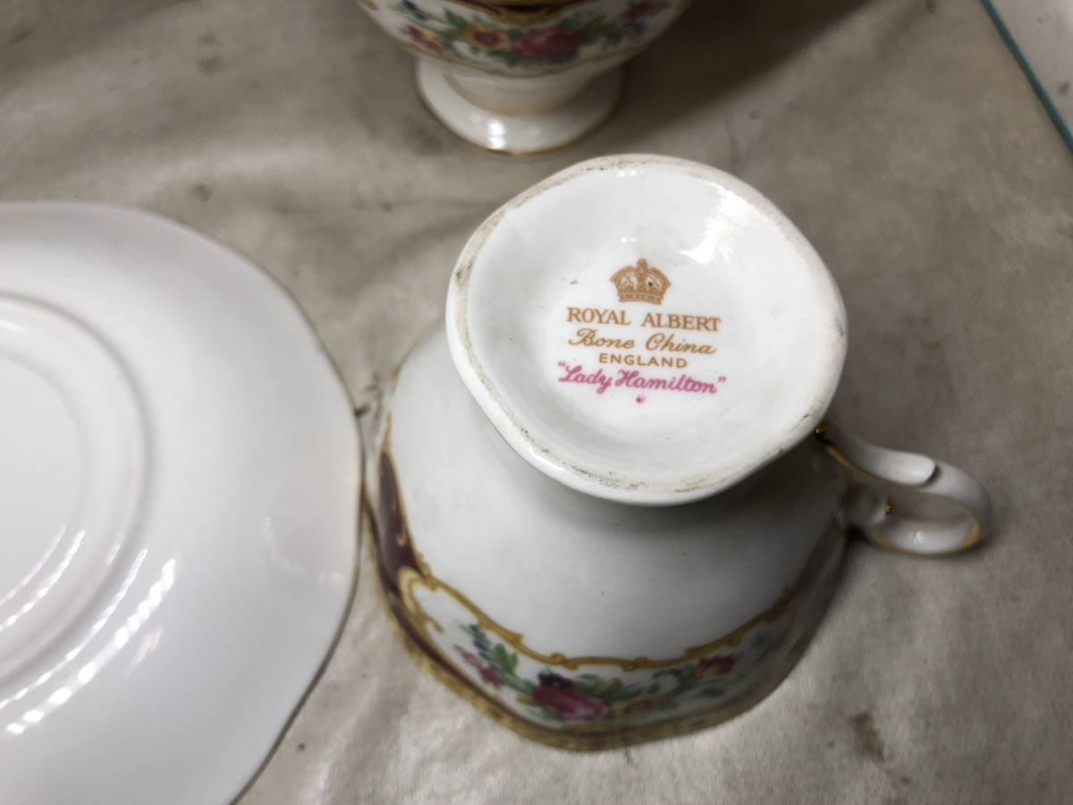 （164）ROYAL ALBERT ロイヤルアルバート カップ&ソーサー 4客セット＋カップ2個 まとめ売り_画像5