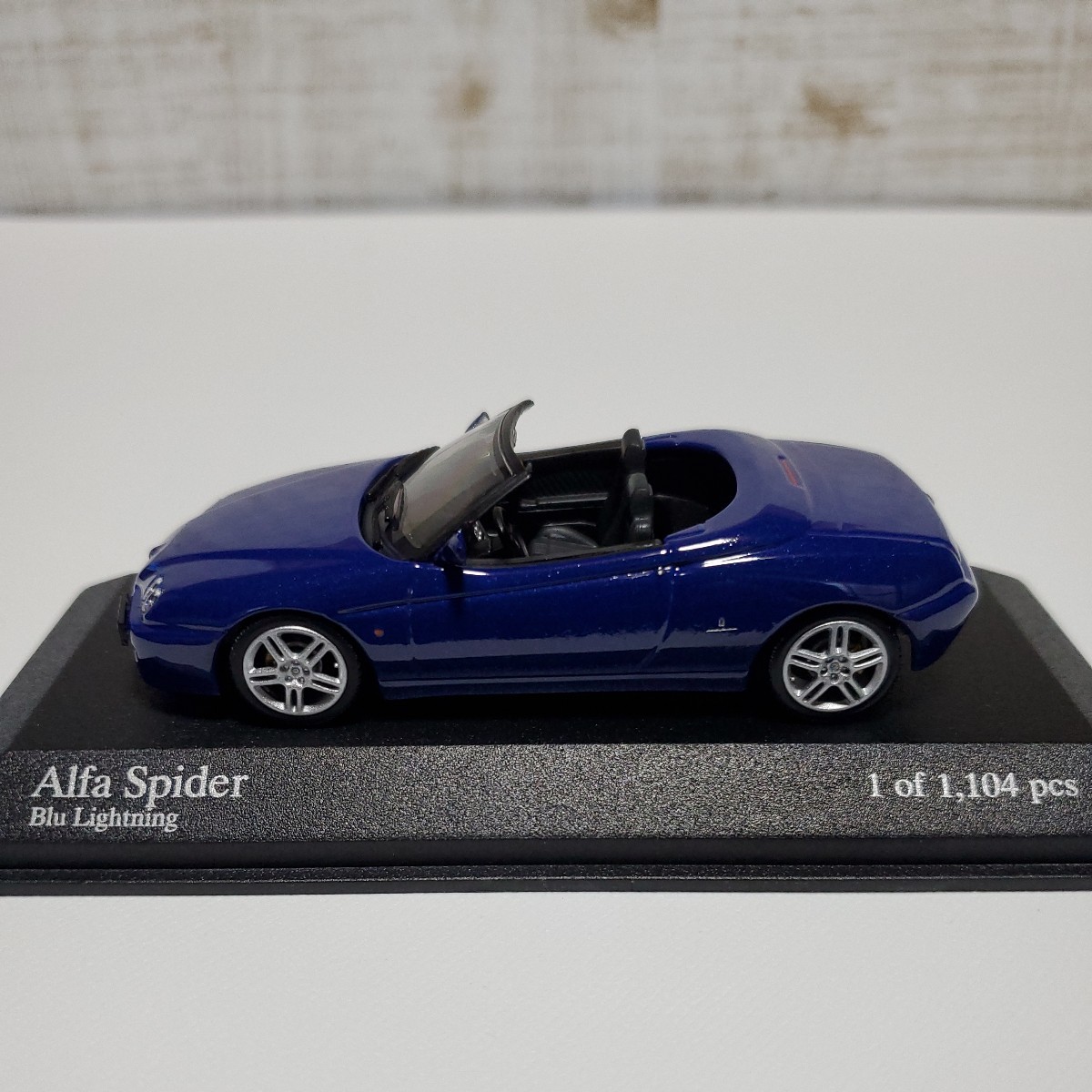 1/43 ミニチャンプス MINICHAMPS ミニカー/Alfa Romeo Spider 2003 Blu Lightning/アルファロメオ スパイダー ブルーメタリック_画像1