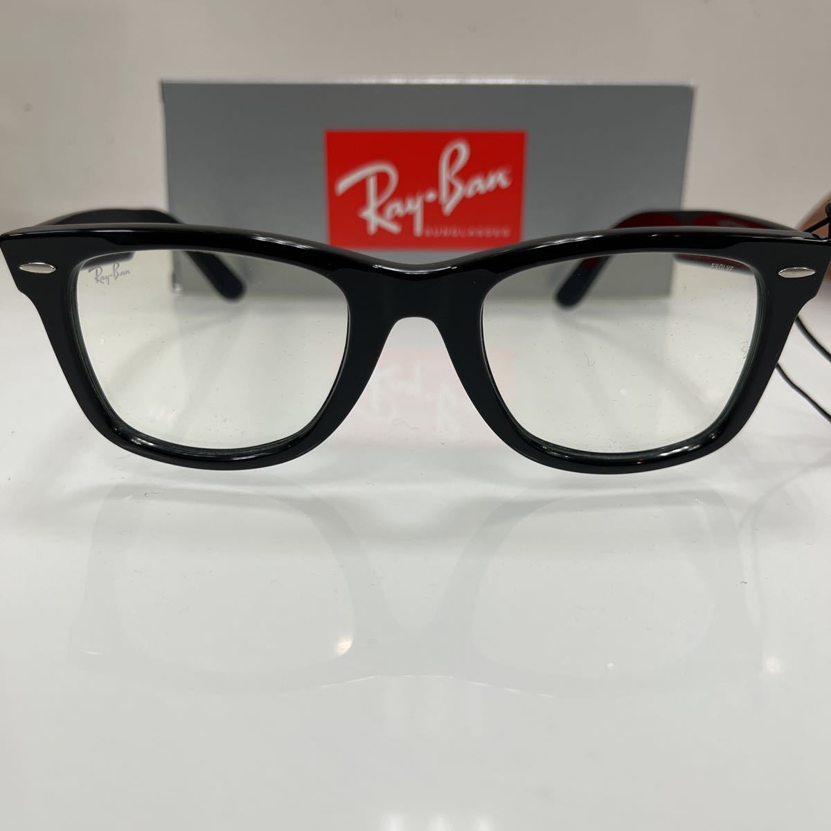 RayBan ウェイファーラー WAYFARER RB2140F 901/5F 52 調光サングラス 正規品 アジアンフィットRB2140F 9015F 52 ケース茶_画像2