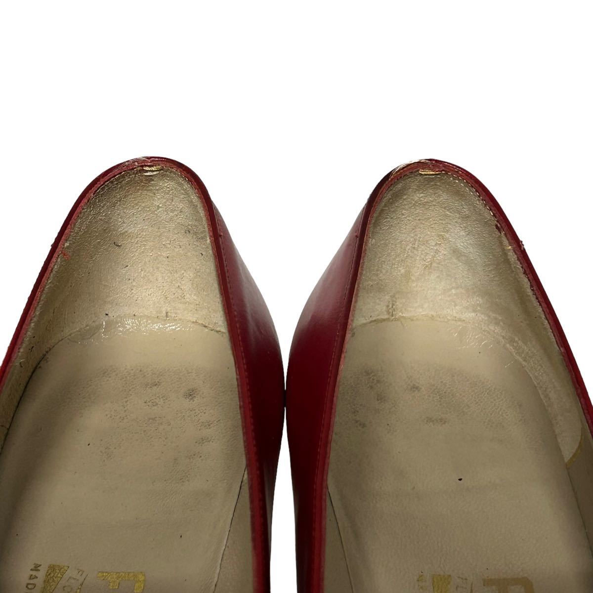 BA402B Salvatore Ferragamo Ferragamo lady's pumps 7B approximately 24cm red leather Italy made box attaching 