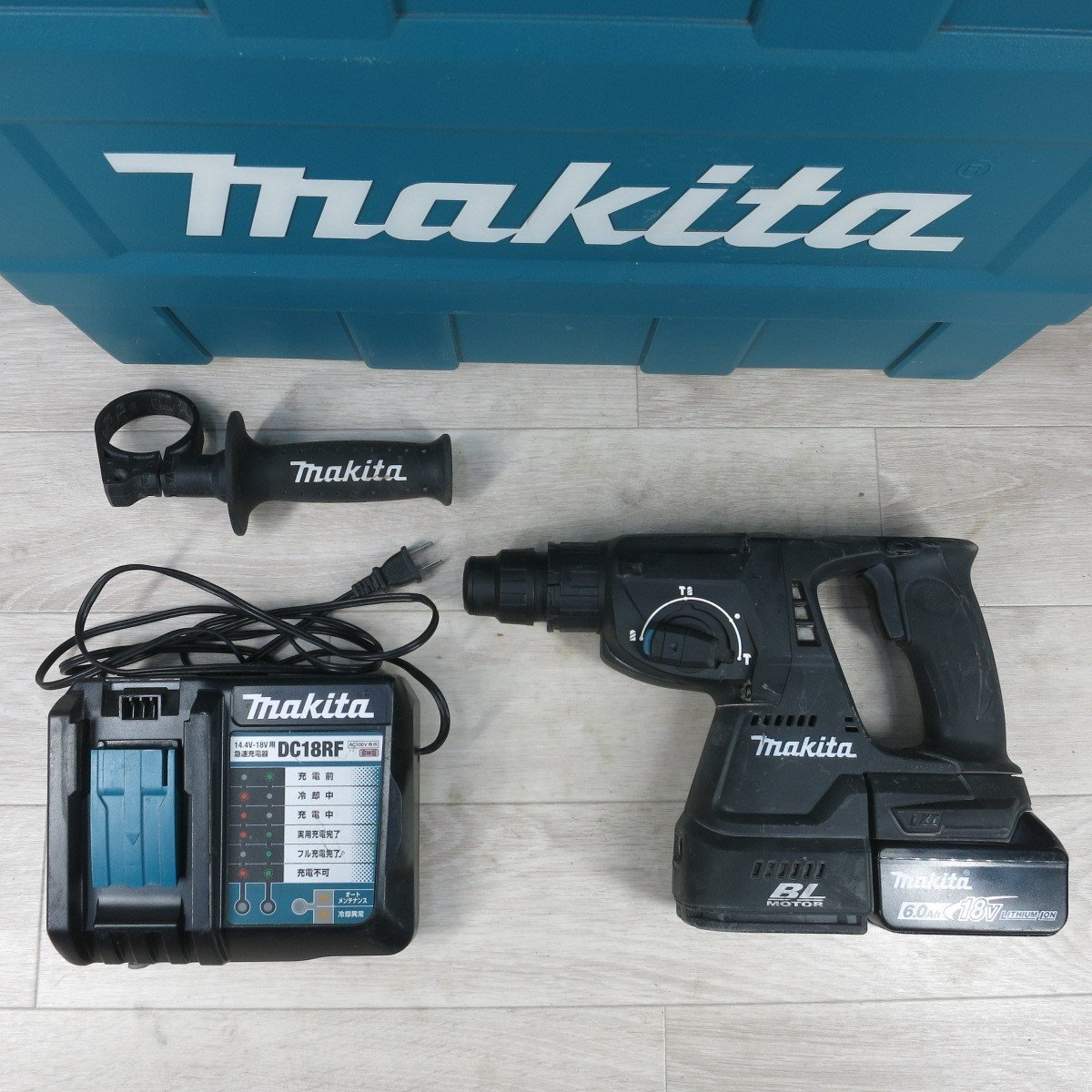 ◆makita マキタ 24mm 充電式ハンマドリル HR244D 18V バッテリー 充電器付き 電動工具◆_画像1