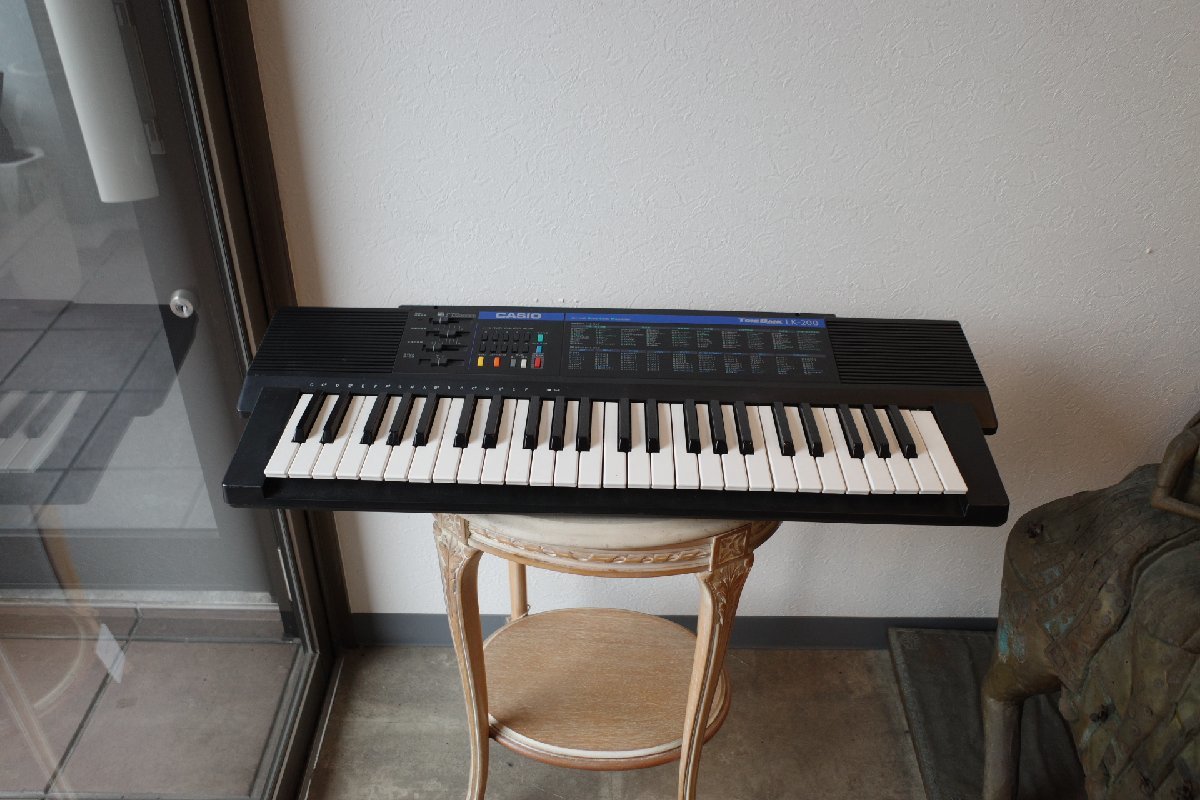 0CASIO/ Casio TONE BANK keyboard LK-200 old tool. gplus Hiroshima 2311k