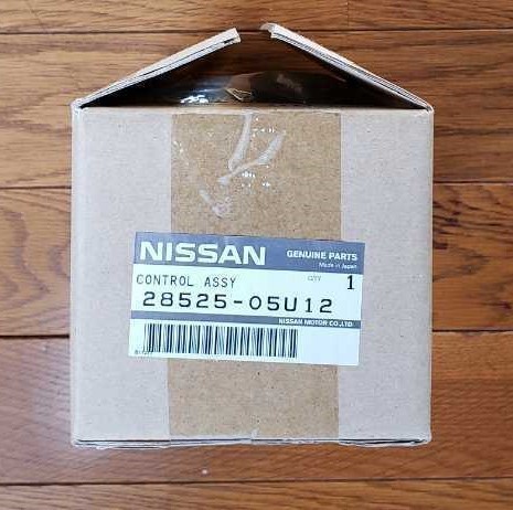 ★超希少品★日産純正新品★ＮＩＳＳＡＮ★スカイラインＢＮＲ３２　ＨＲ３２　ＨＮＲ３２　ＨＣＲ３２　オート　エアコンパネルＡＳＳＹ _画像5