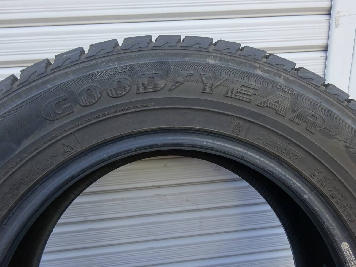 ★GOODYEAR　215/65R16　スタッドレスタイヤ　グッドイヤー　2本セット　215/65/16　即日発送可能★_画像3