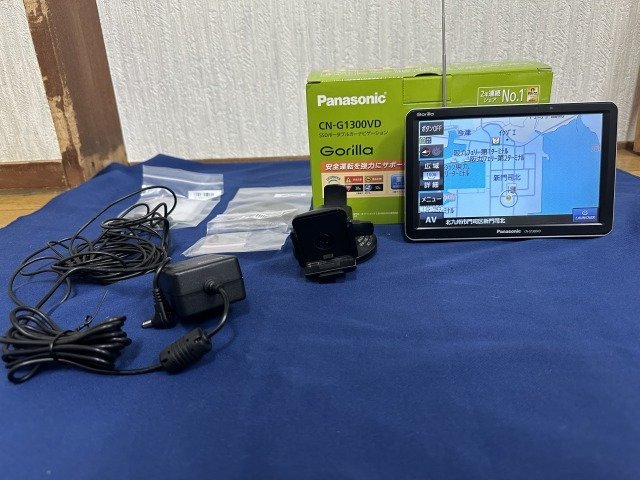 Panasonic パナソニック GORILLA ゴリラ SSDポータブルカーナビ ブラック CN-G1300VD カーナビ 2019年製 現状品 中古_画像1