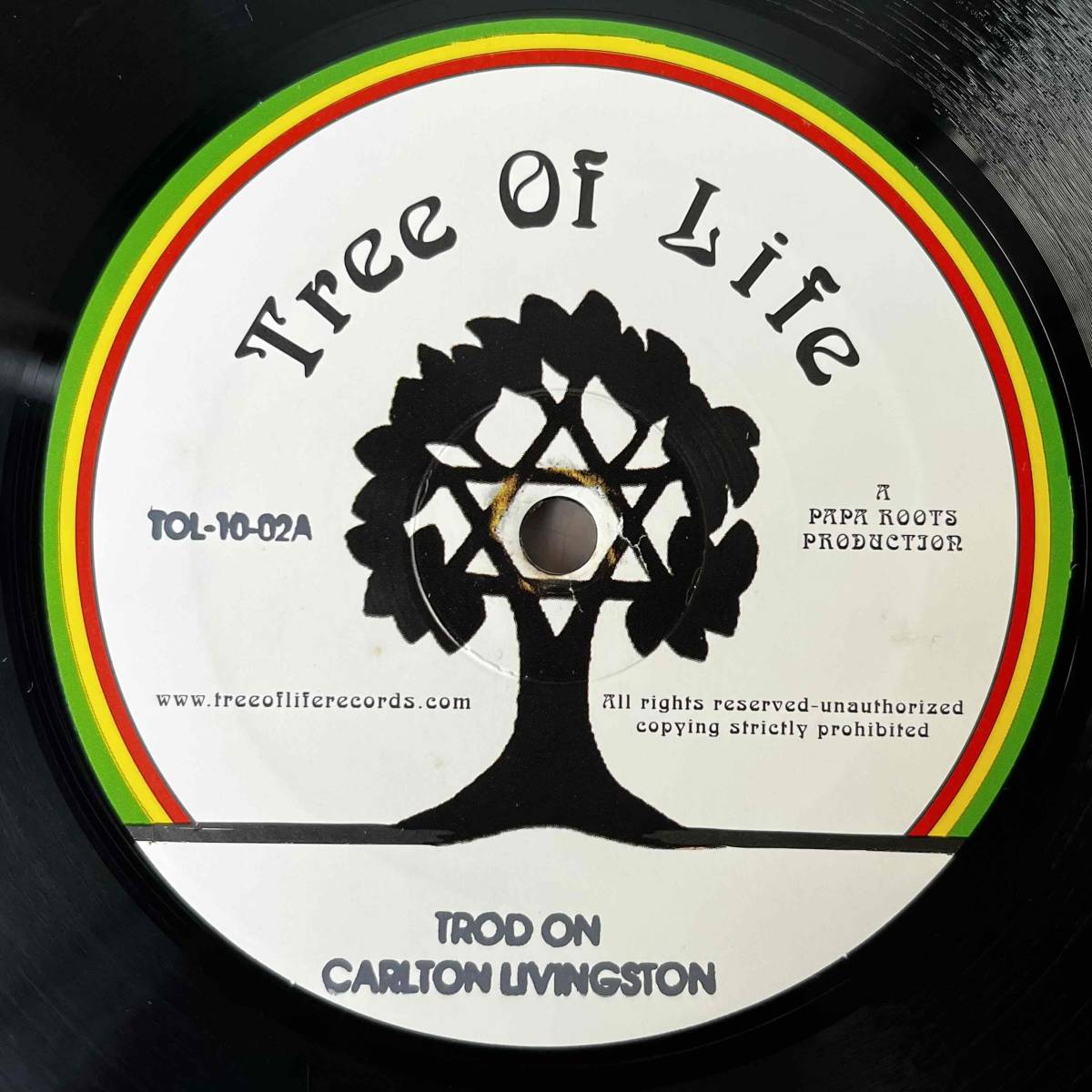 ★試聴！美盤！500枚限定盤！Killer Roots！【Carlton Livingston/Trod On/Cornell Campbell/Jah Jah Mi Horn Ya】10inch Tree Of Life US_画像1