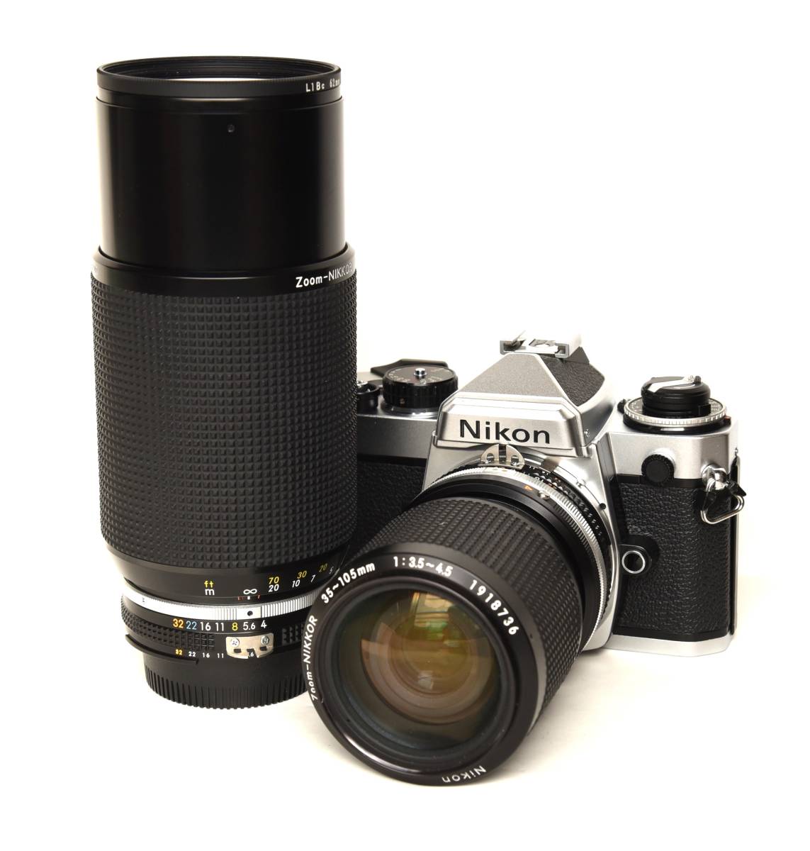 ニコン　Nikon FE シルバー（№4090870）＆ Ai-S Zoom Nikkor レンズ (35-105mm + 80-200mm) ※カメラ・レンズとも動作確認済みです_画像1