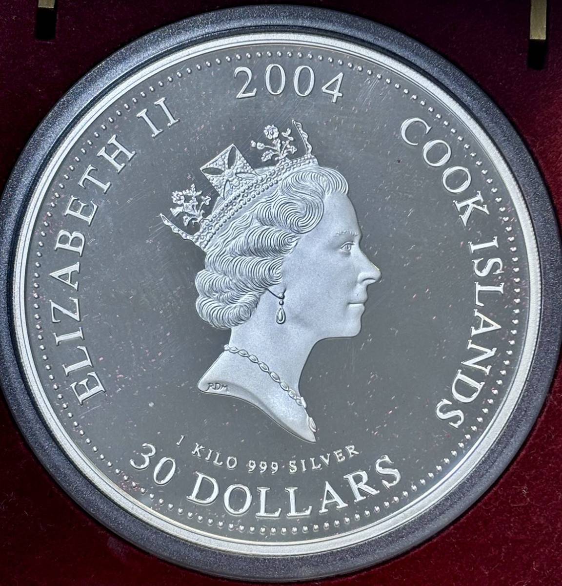 【英領クック諸島超大型銀貨】(1kg(キロ)純銀 2004年 直径10cm プルーフ)_画像3