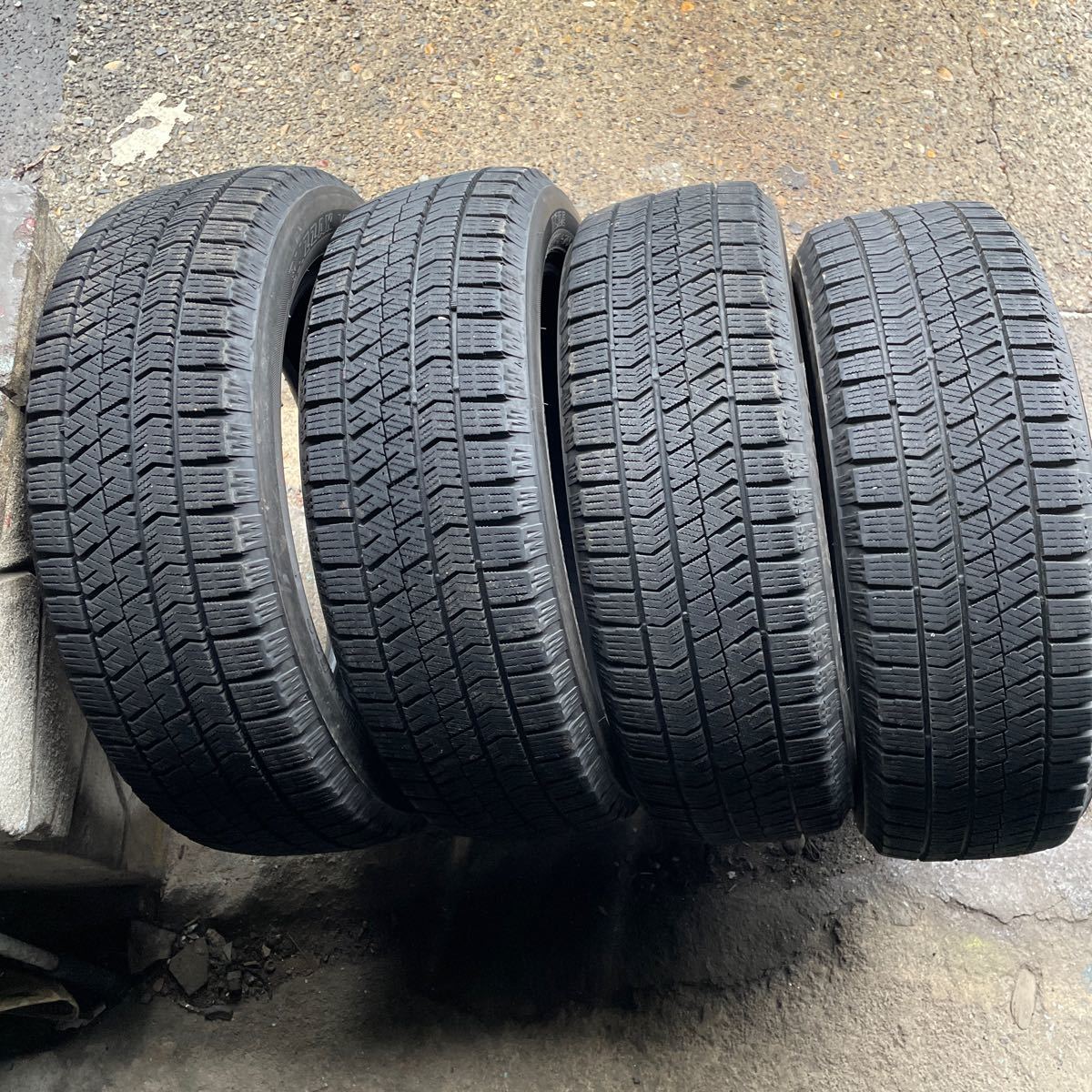 ブリヂストンVRX2 165/55R15 4本セット　20年式_画像1