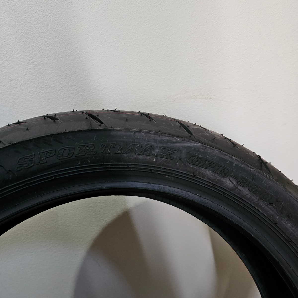 ダンロップ GPR300 110/70R-17 140/70R-17 CBR250RR MC51 前後セット 新車外し_画像4