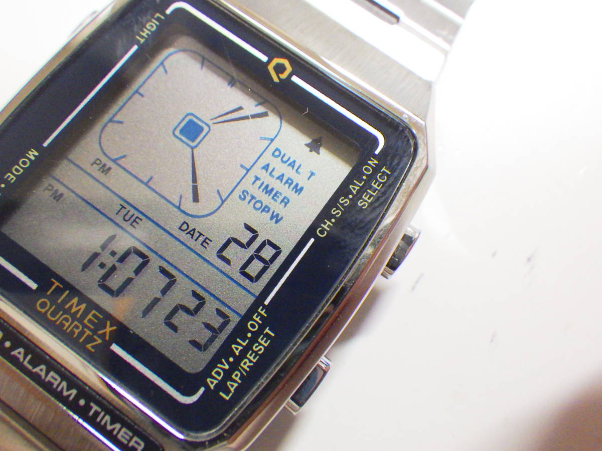 TIMEX タイメックス デジタル腕時計 TW2U72400　#387_画像8
