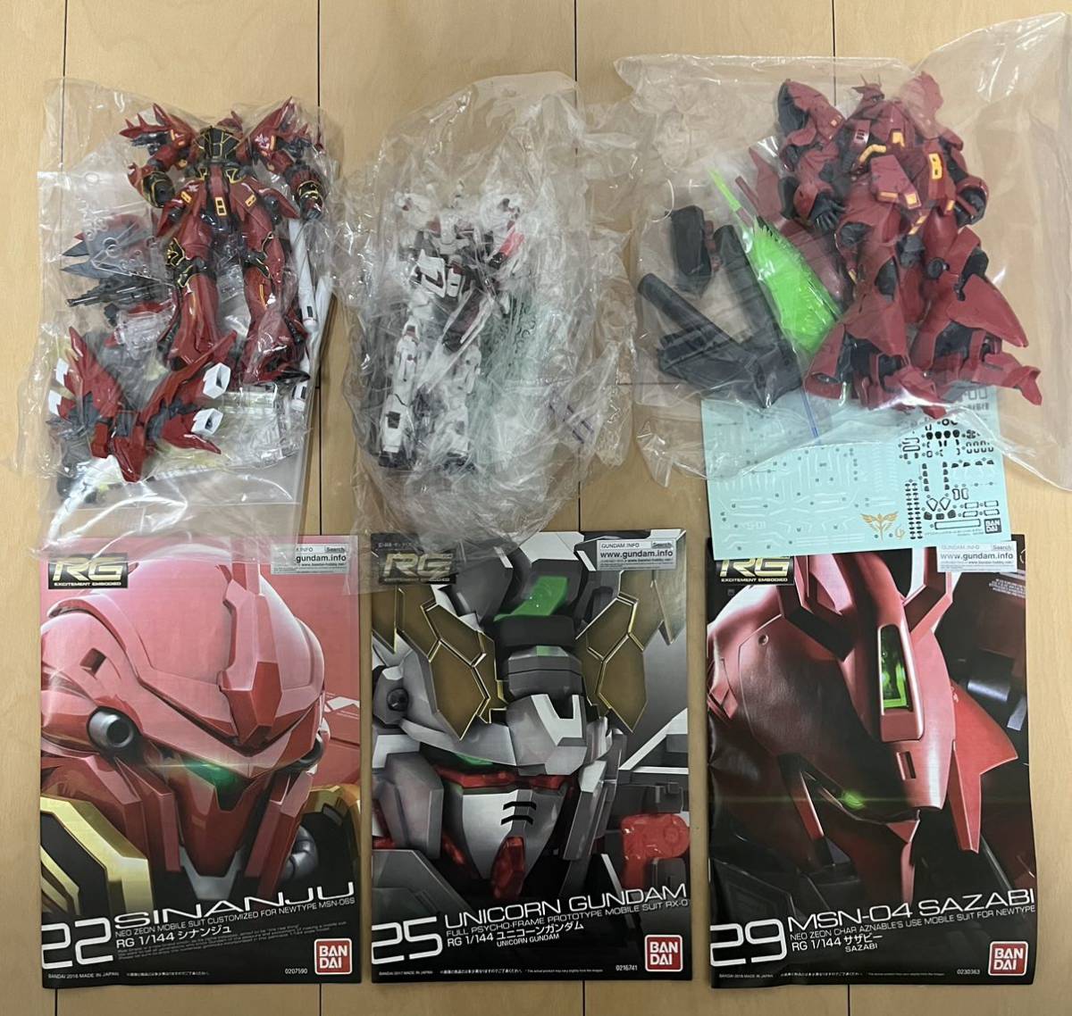 素組 RG 1/144 4点まとめ売り サザビー ユニコーンガンダム 素組 RG 1/144 4点まとめ売り サザビー ユニコーンガンダム