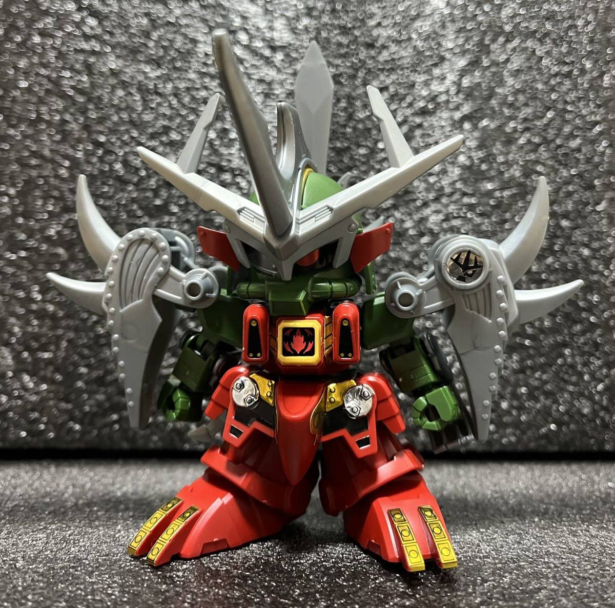 素組 SDガンダムシリーズ BB戦士 LEGENDBB 殺駆頭（闇将軍 ）2点セット ガンダム ガンプラ 組立済_画像2