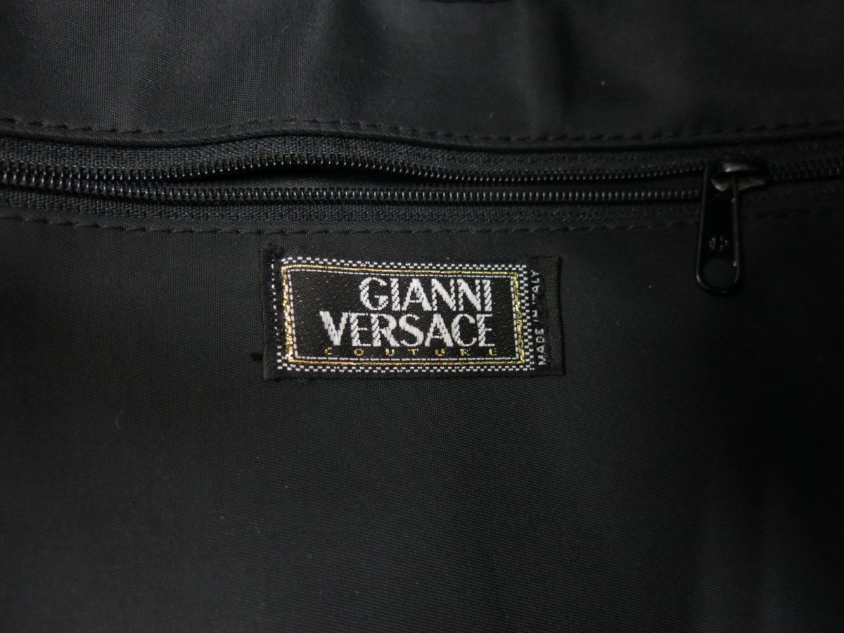 ●超美品●GIANNI VERSACE ジャンニ・ヴェルサーチ●メドゥーサ●ナイロン●ボストン バッグ●黒 ゴールド●ヴィンテージ●大容量●Js41767_画像8