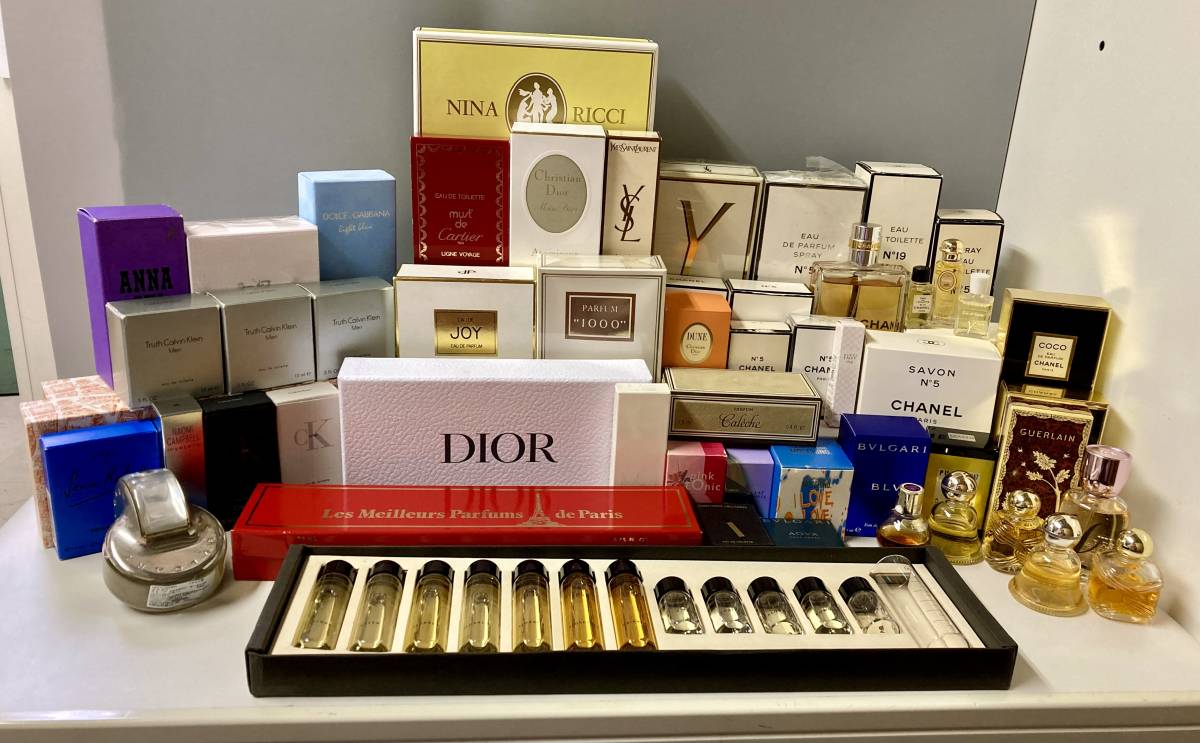 D2573 1円スタート！★約45点 香水 おまとめ CHANEL・Dior・GUERLAIN・YSL・NINA RICCI・Herms 等 ミニボトル有★中古品 使用品_画像1