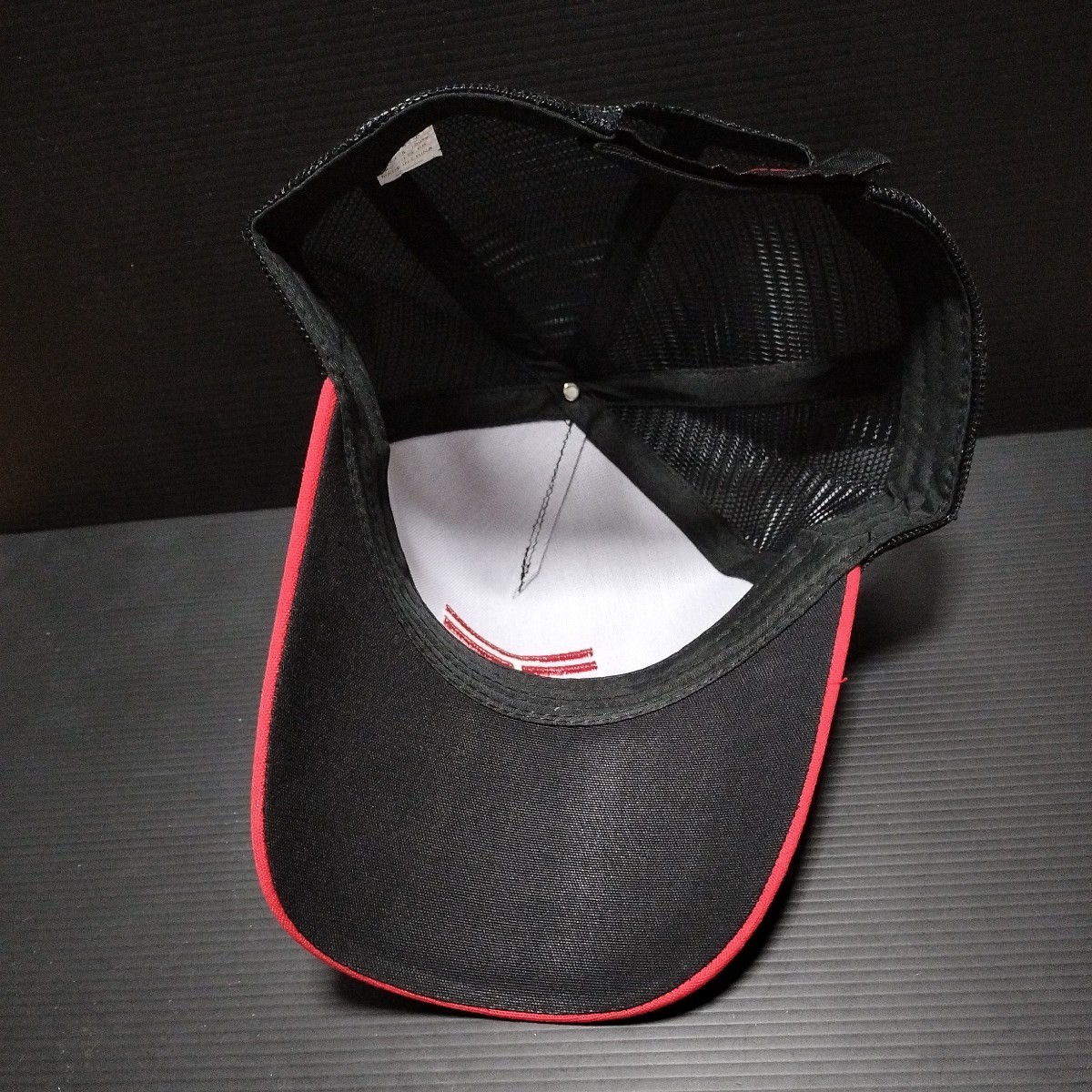 * Yanmar [YANMAR mesh cap ] embroidery hat black series .. red line Logo 