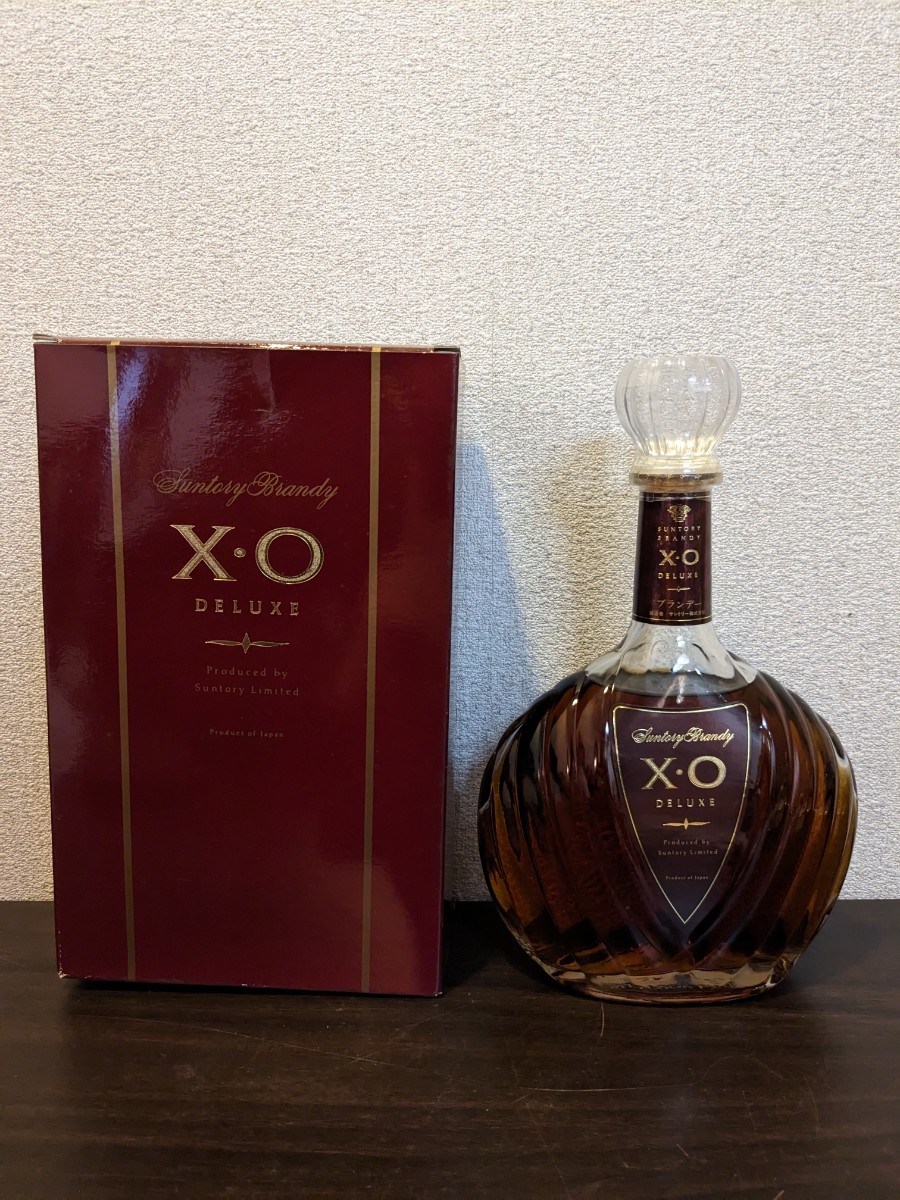 【未開栓】SUNTORY Brandy X.O DELUXE 700ml 40% 箱付き サントリー ブランデーXOデラックス　古酒　お酒　コニャック　Y326_画像1