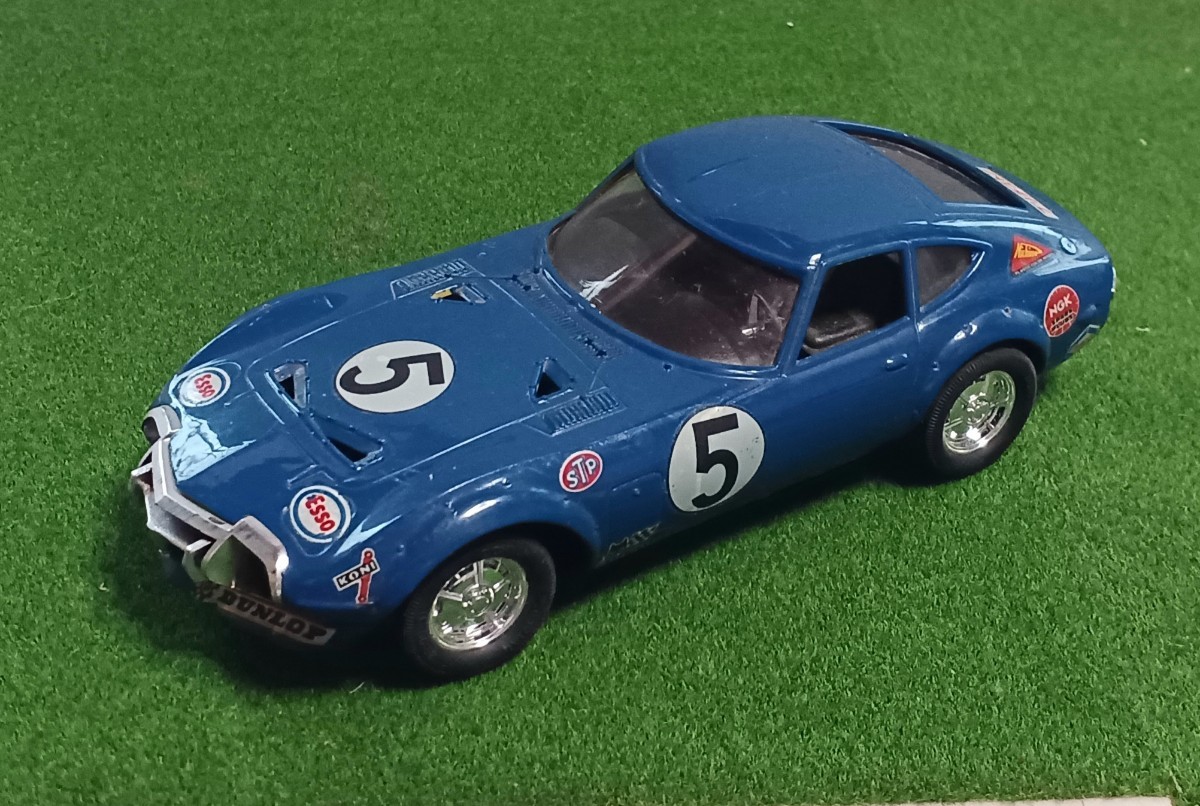 1/24 トヨタ 2000GT 完成品 ジャンク_画像1