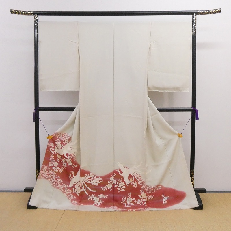 2311A-2169●関着/色留袖/刺繍/孔雀と花柄等/リメイク・材料等に/新品/未仕立て/正絹/絵羽/(梱包サイズ：80)