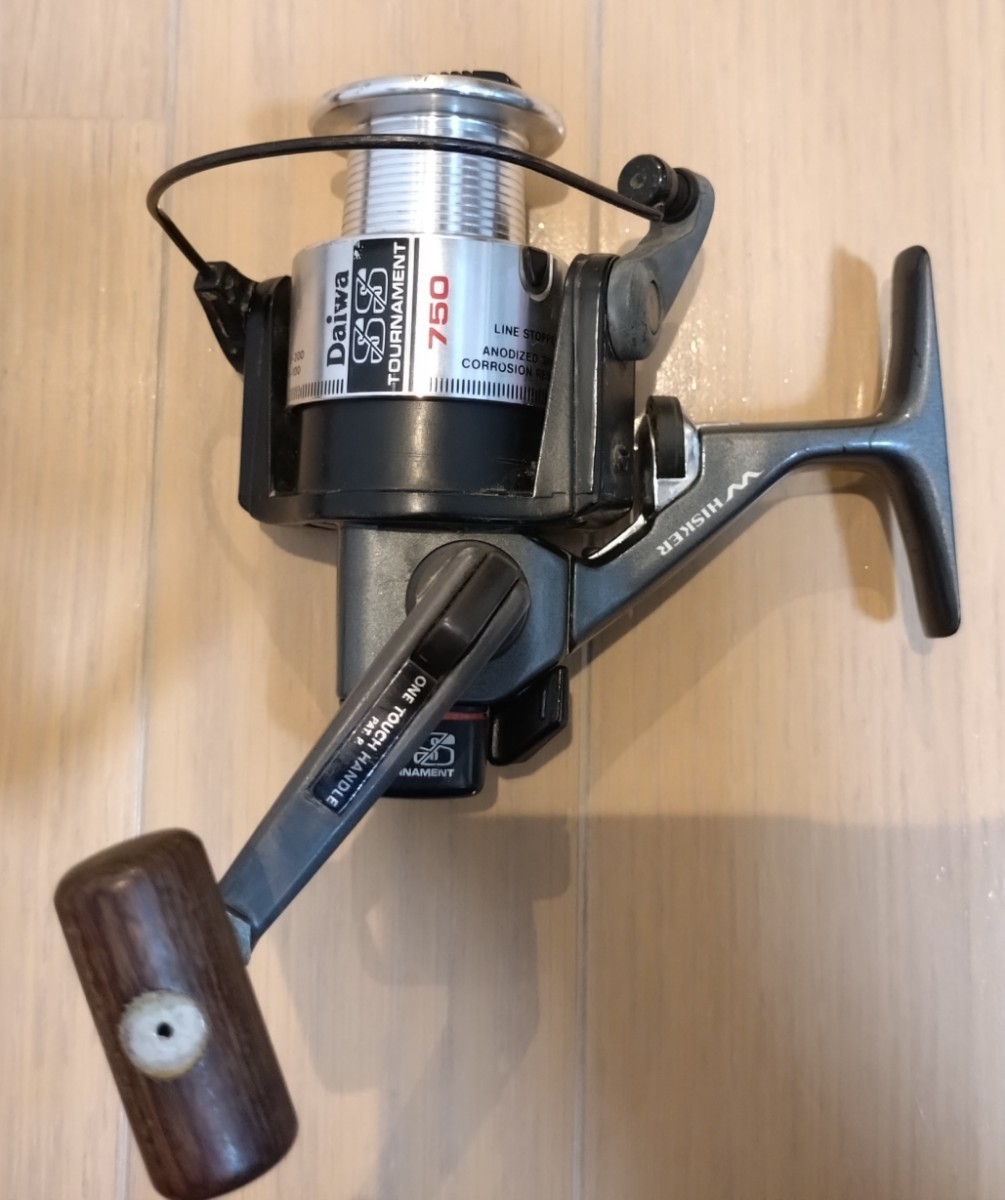 ダイワ ウィスカー トーナメント SS-750 DAIWA スピニングリール ダイワ ウィスカー トーナメント SS-750 DAIWA スピニングリール