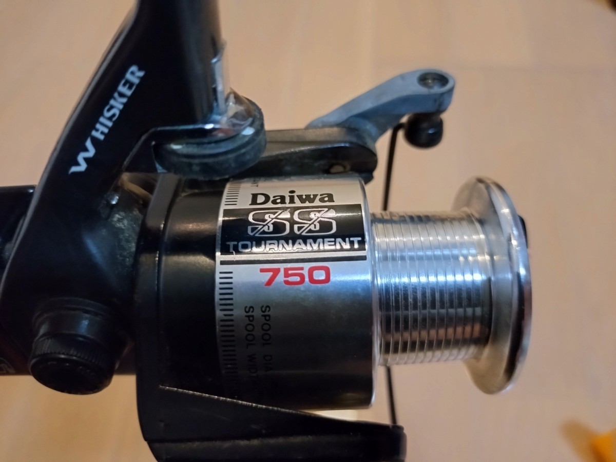 ダイワ ウィスカー トーナメント SS-750 DAIWA スピニングリール ダイワ ウィスカー トーナメント SS-750 DAIWA スピニングリール
