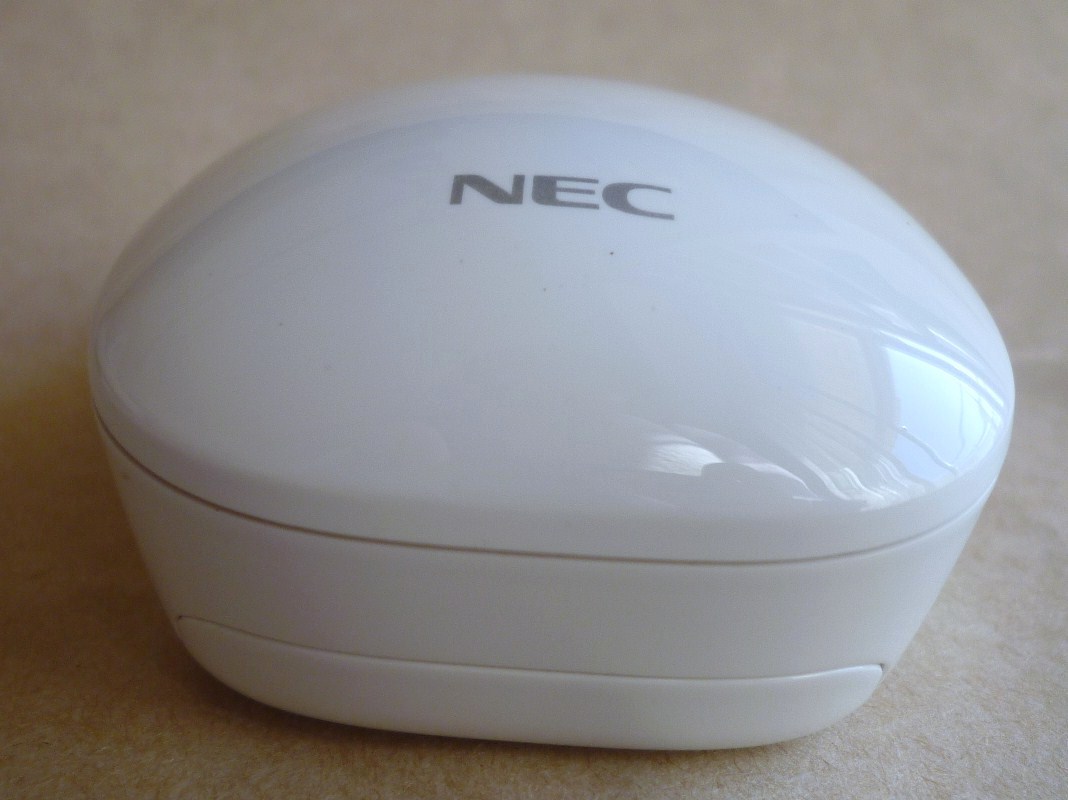 純正　NECワイヤレスマウス　レーザーマウス　MG-1625　ワイヤレス　白　ホワイト　レシーバー無し　ジャンク_画像3