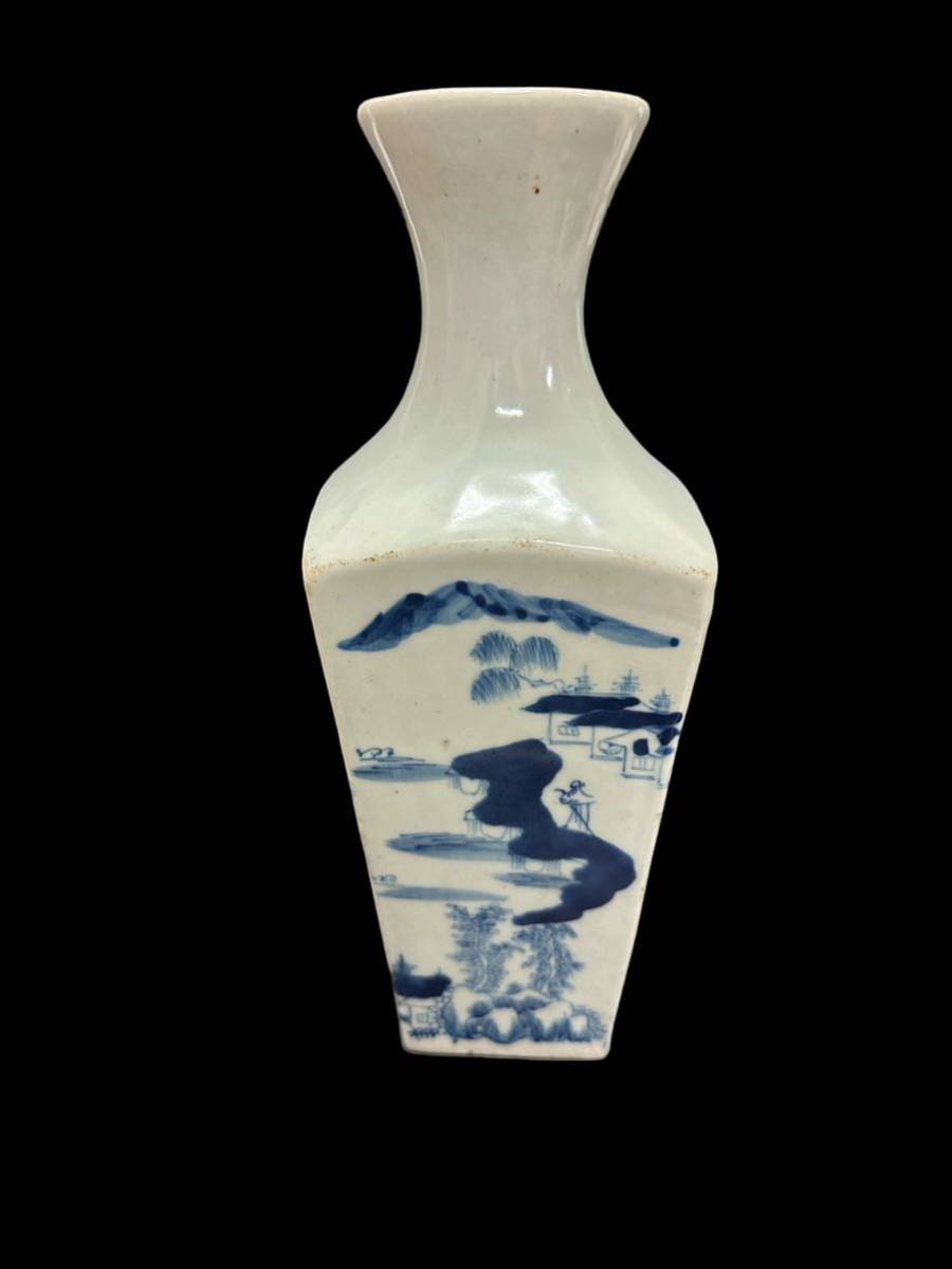 ⑩ blue and white ceramics old blue and white ceramics angle flower go in old Imari?