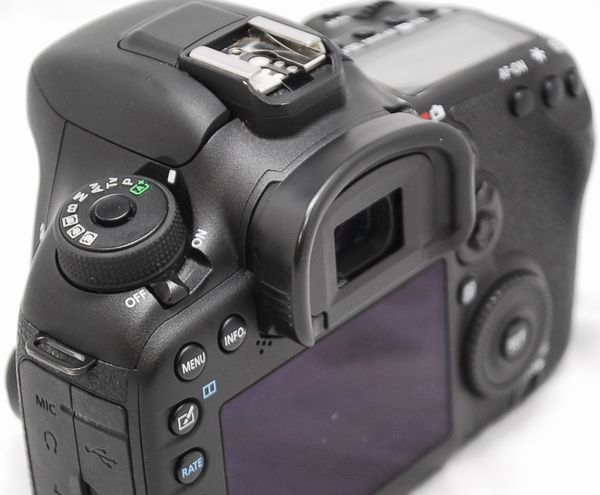 【超美品・豪華セット】Canon キャノン EOS 7D Mark II マーク2 EF-S 18-55mm IS_画像6