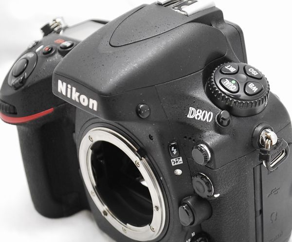 【新品級の超美品 7930ショット・主要付属品完備】Nikon ニコン D800_画像5