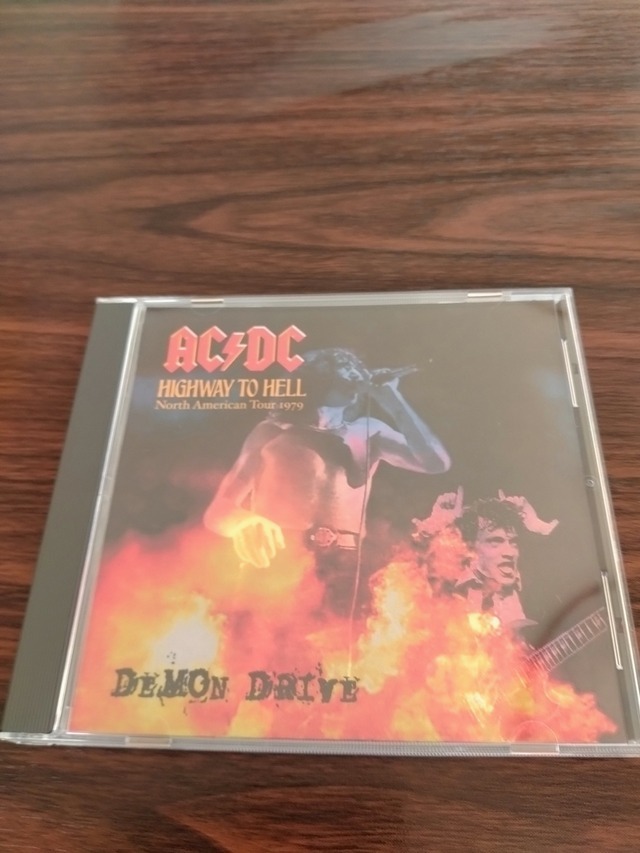 ＊新品CD AC/DC/DEMON DRIVE 1979年アメリカツアーライブ盤 オーストラリア?ロック ボン?スコット アンガス?ヤング マルコム?ヤング