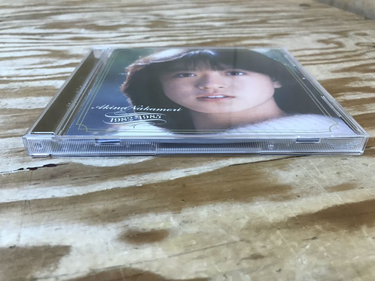 m ネコポスE Akina Nakamori 1982-1985 ベスト アルバム CD 中森明菜 ※再生未確認、ケースに小さなキズや汚れあり_画像8