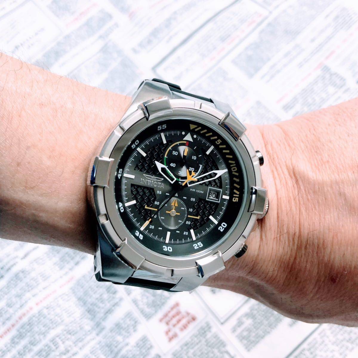 #2820【コックピット風】メンズ腕時計 インビクタ Invicta クォーツ 黒文字盤 Quartz 動作良好 3針クロノグラフ インヴィクタ カレンダーの画像4