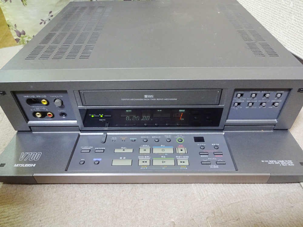 三菱　S-VHS ビデオデッキ　HV-V700　　ジャンク_画像3