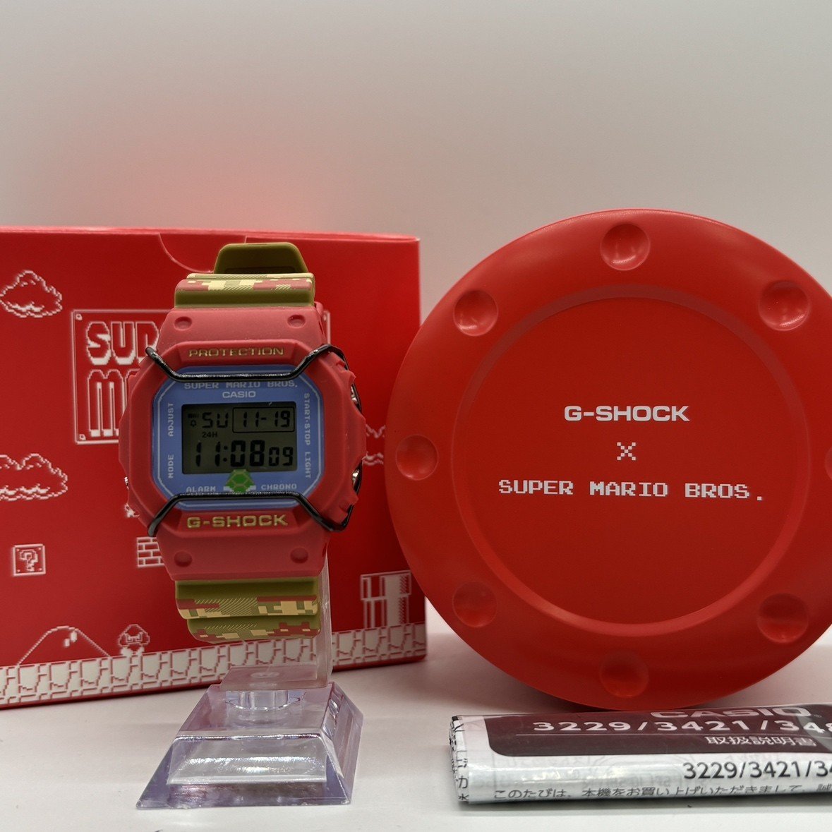 【中古品 】G-SHOCK ジーショック スーパーマリオコラボ DW-5600SMB-4JR 箱付属 電池駆動_画像1