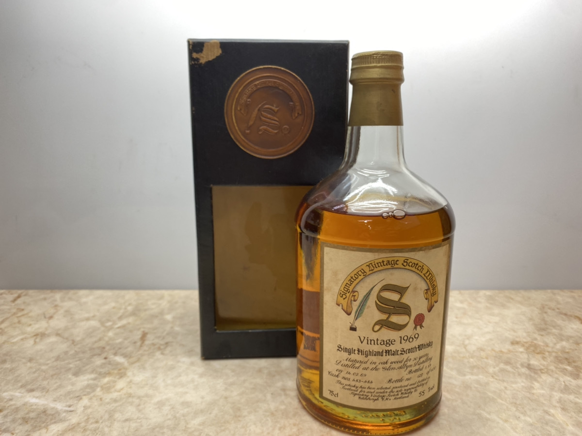 L1072【古酒】Signatory Vintage Old1969/シグナトリー・ヴィンテージ　シングルモルトウイスキー　55％　750ml　箱付き ※液面低下_画像1