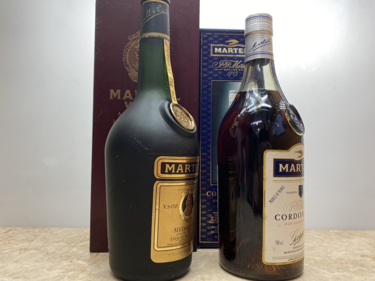 L1076【古酒】【2本セット】MARTELL マーテル/MEDAILLON（メダリオン）VSOP 700ml40％ 特級・CORDON BLEU（コルドンブルー）700ml 40%_画像2