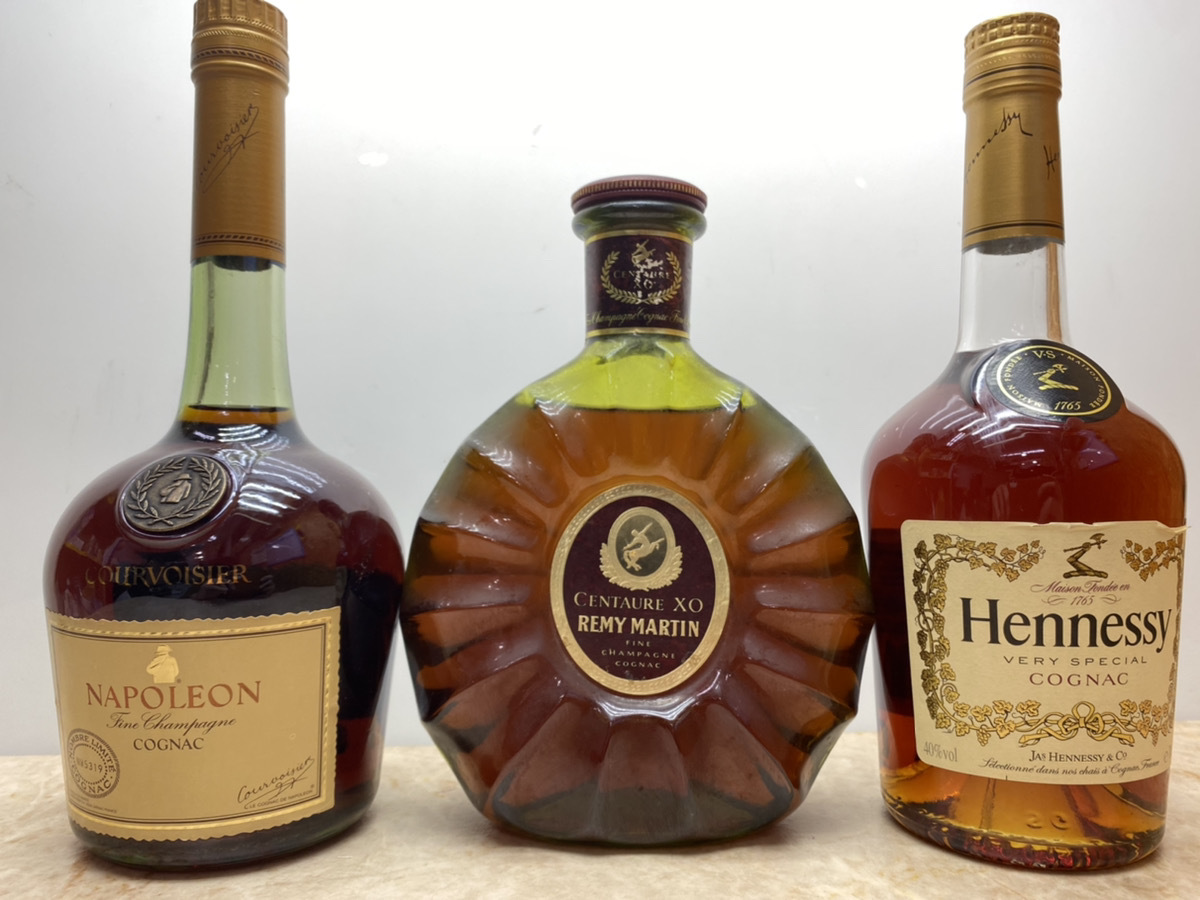 L1079 [Old Sake] [3] Remymartin Centaure 700 мл / Courvoisier 750 мл / Хеннесси (Хеннесси) 700 мл