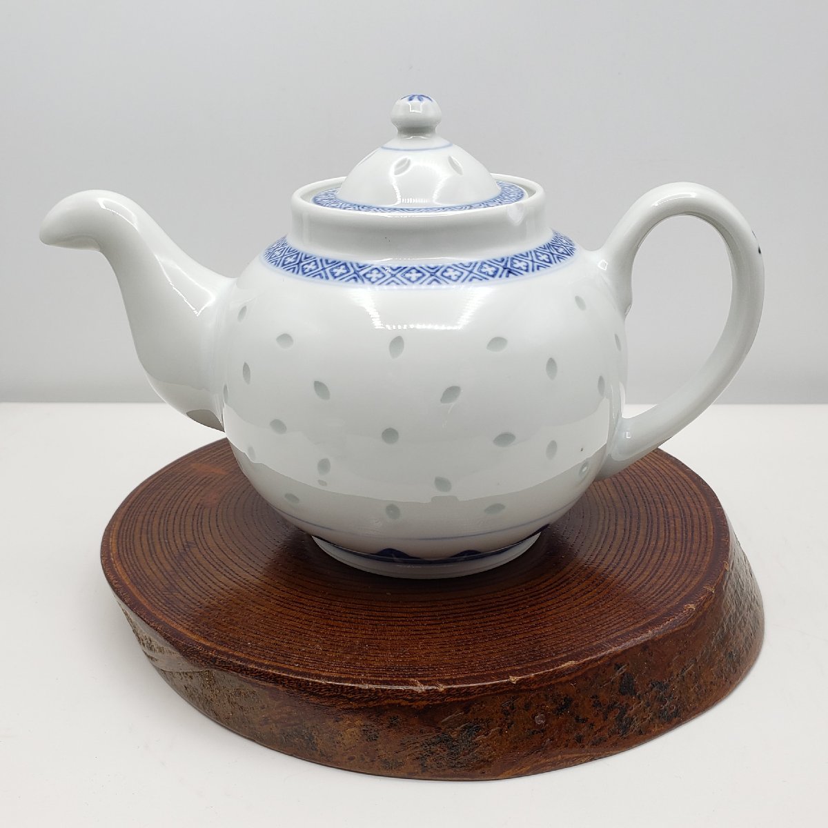 景徳鎮製 江山秀色 中国茶器 煎茶道具 希少 青花玲瓏茶具 景徳鎮 蛍茶碗 急須 湯呑み 茶器 煎茶器 中国 中国