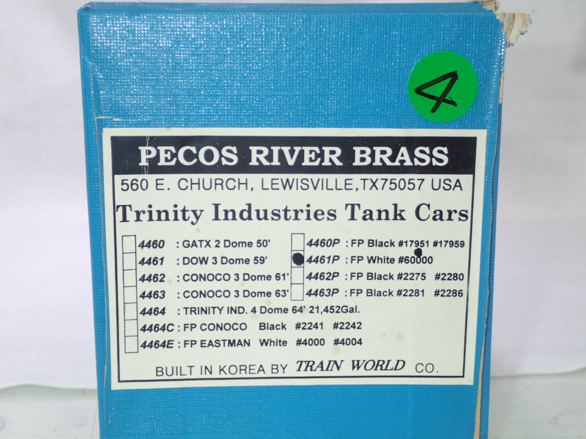 4. PECOS RIVER BRASS製 O Scale Trinity Industries Tank Cars 塗装済完成品_画像3