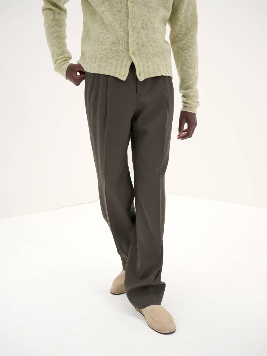 AURALEE 23aw LIGHT WOOL MAX GABARDINE TWO-TUCK SLACKS top AURALEE 23aw LIGHT WOOL MAX GABARDINE TWO-TUCK SLACKS top