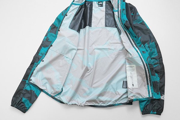 ●美品* THE NORTH FACE ◆ 海外限定 30周年記念 Mountain Print マウンテンジャケット S 青×黒 ノースフェイス ◆K2E_画像7