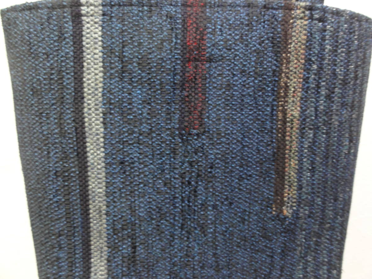 古布で裂織り★ぴりかの裂き織りバッグ★泥大島紬・大きめ・引き返し織_裂き織の拡大です