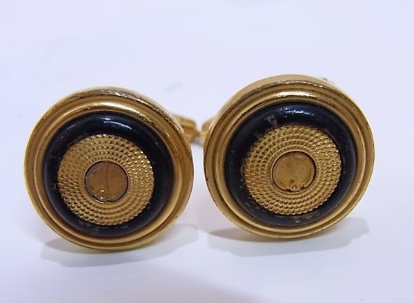 ◆◇① 【2組セット】 dunhill ダンヒル カフス カフリンクス カフスボタン メンズアクセサリー ビジネス フォーマル ゴールドカラー◇◆_画像7