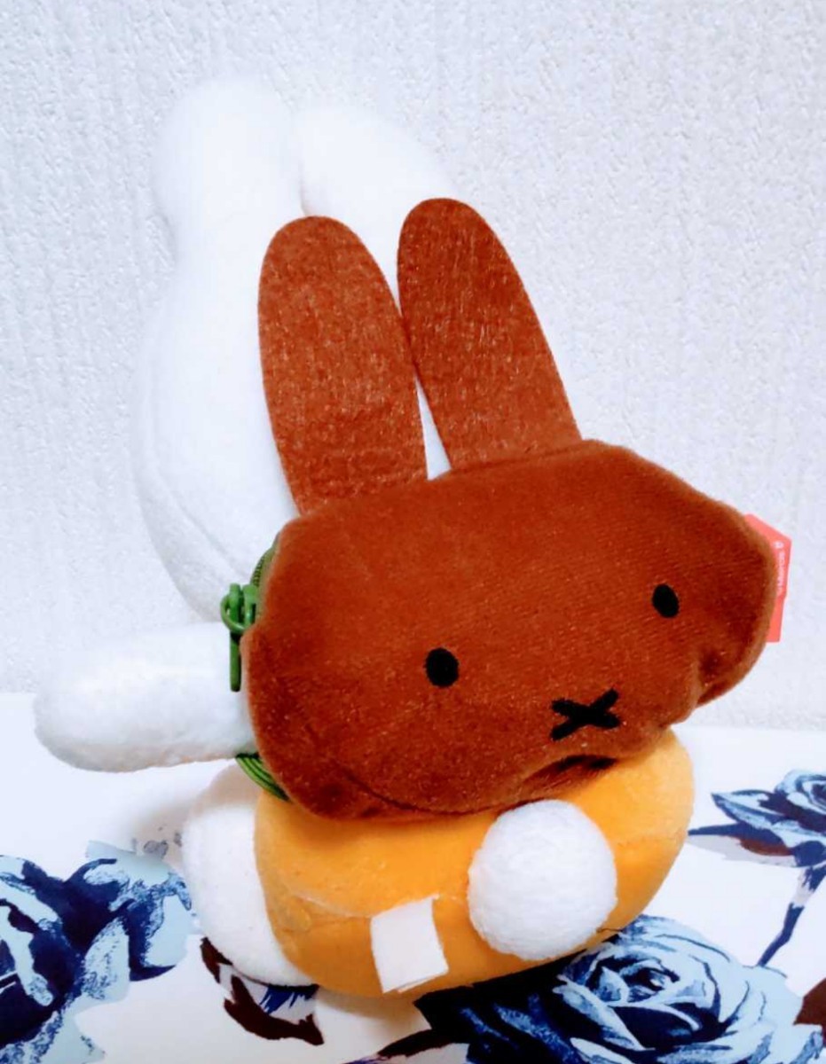 即決 新品 非売品 ミッフィー Miffy メラニー ぬいぐるみ用 リュック 小物入れ 移動ポケット ポーチ お子様 財布 小銭入れ キーホルダー_画像2