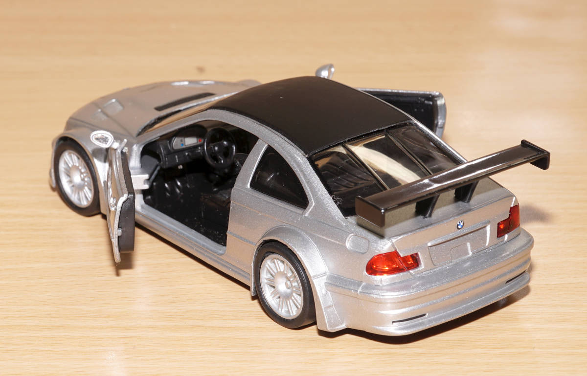 1/32 BMW M3 GTR ミニカー Saico ダイキャストメタル プルバックミニカー送料無料_画像7