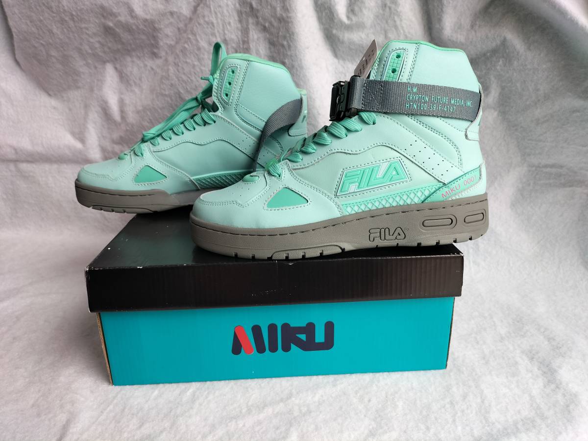 美品・未使用品 フィラ製 FILA x 初音ミク 靴 カジュアル 美品・未使用品 フィラ製 FILA x 初音ミク 靴 カジュアル