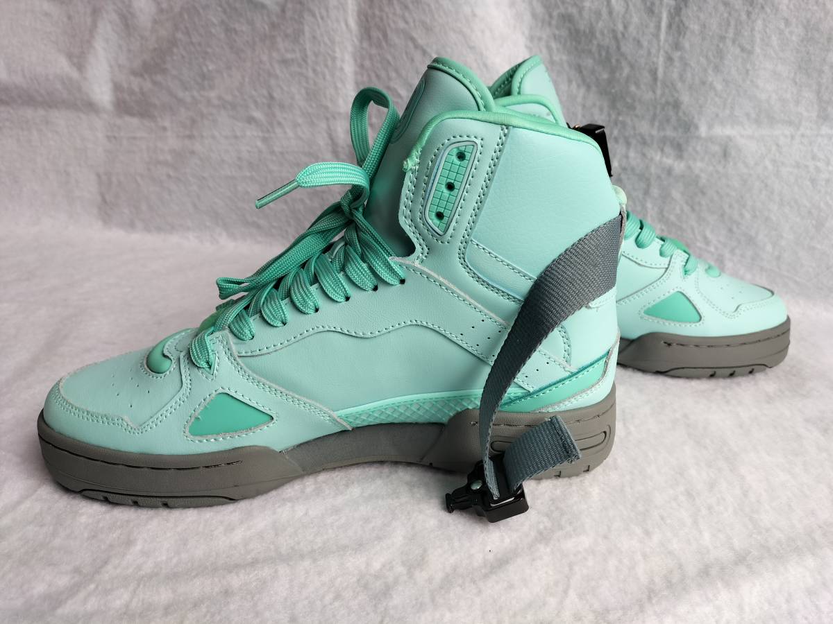 美品・未使用品 フィラ製 FILA x 初音ミク 靴 カジュアル 美品・未使用品 フィラ製 FILA x 初音ミク 靴 カジュアル