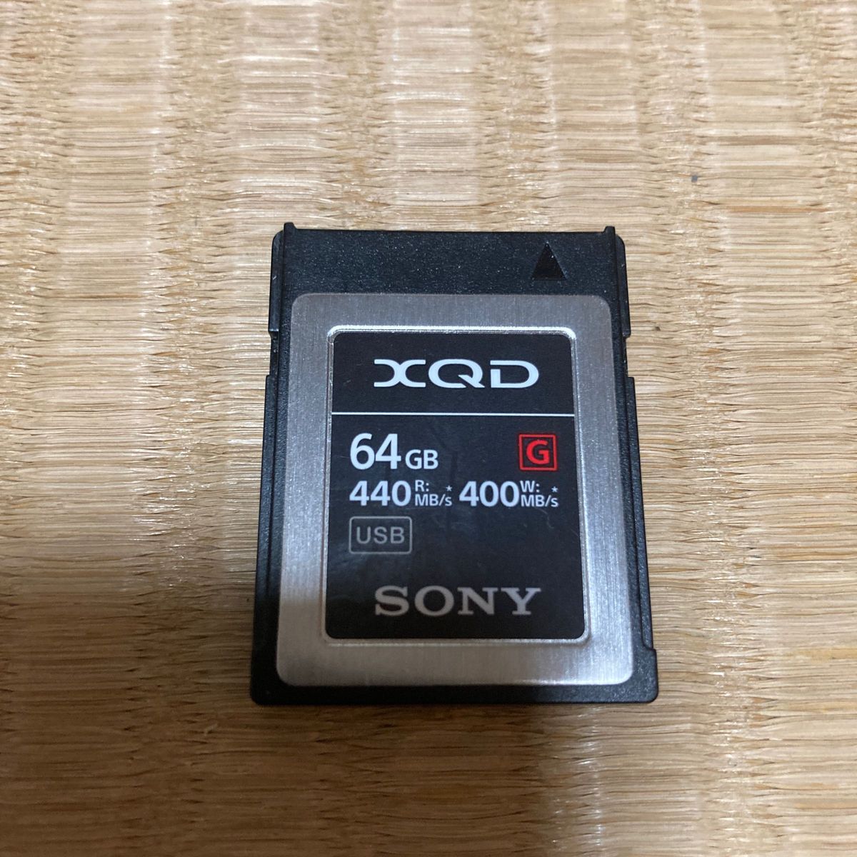 SONY XQDカード 64GB QD-G64F おまけとしてリーダー（非純正品）つけ